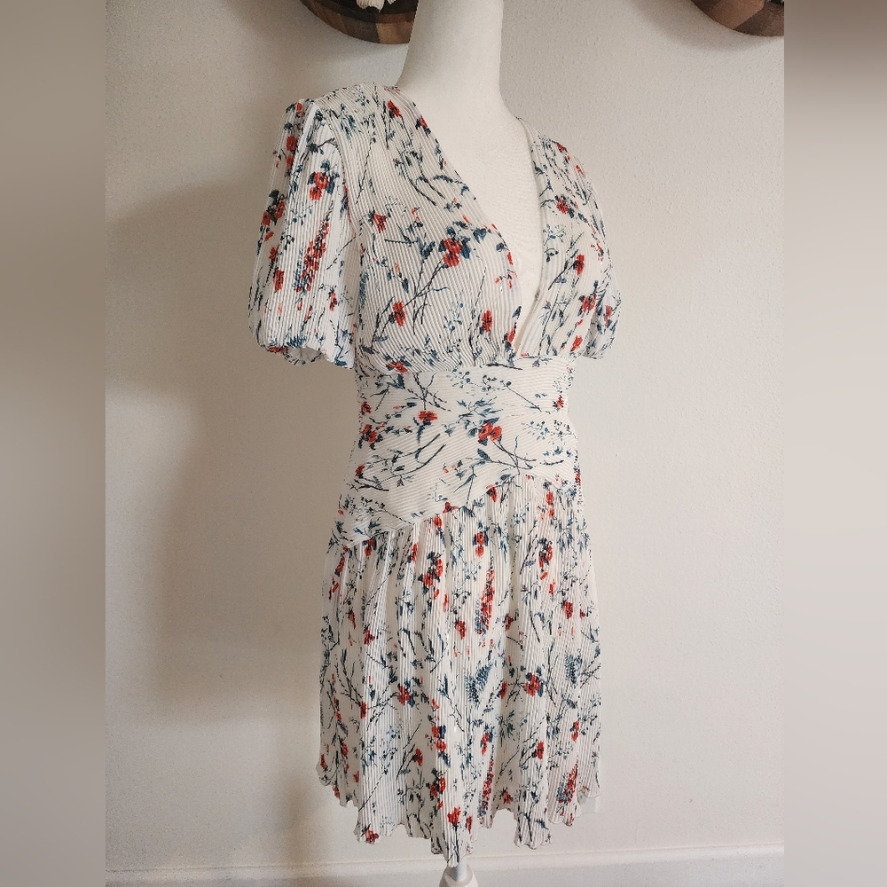 Maje pleated Summer Floral Dress Girly Feminine